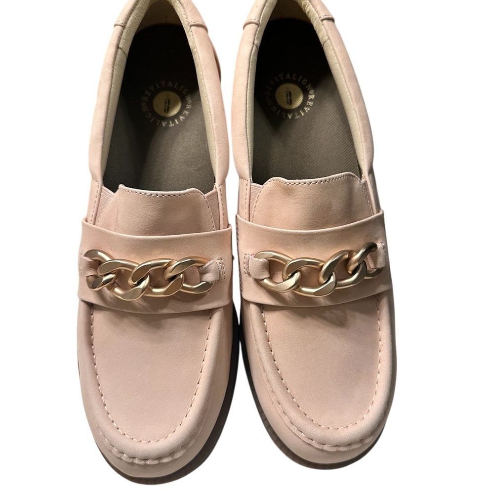 REVITALIGN Blush Loafers with Gold Chain